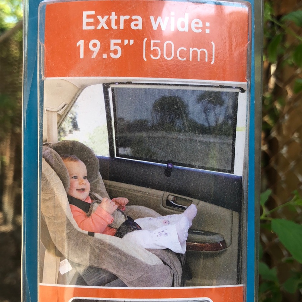 Dreambaby Adjustable Extra Wide Car Window Shades (4 Shades) 🌞